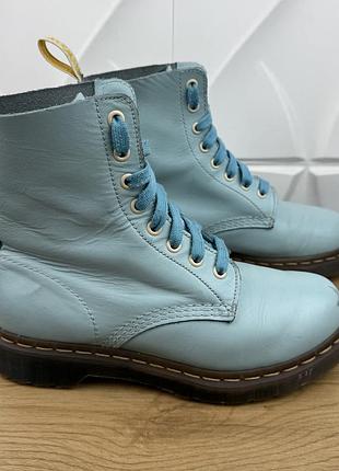 Оригінальні шкіряні черевики dr. martens