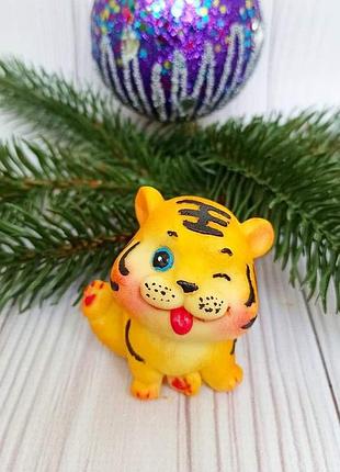 Шоколадная фигурка символ года фигурка тигра фигурка на торт шоколад ручной работы