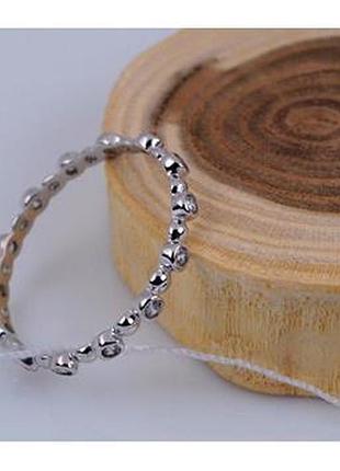 Кольцо серебряное с фианитами 925 пробы.