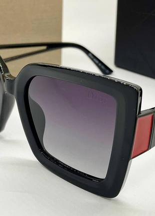 Женские солнцезащитные очки квадратные крупные линзы с градиентом и поляризацией
