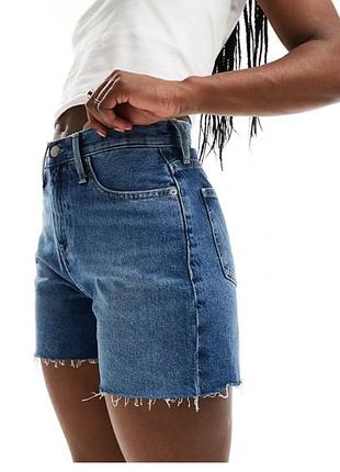 Джинсові шорти мом