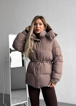 Жіночий теплий пуховик з куліскою з капюшоном біо пух