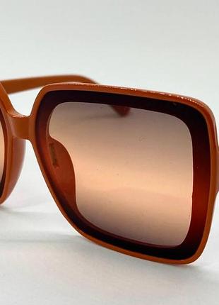 Женские солнцезащитные очки квадратные в пластиковой оправе розовый