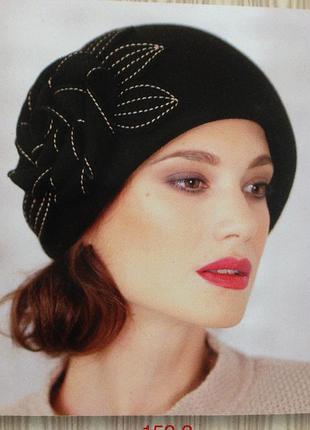 Мини шапка из натурального фетра украшенная шнурком и бантом