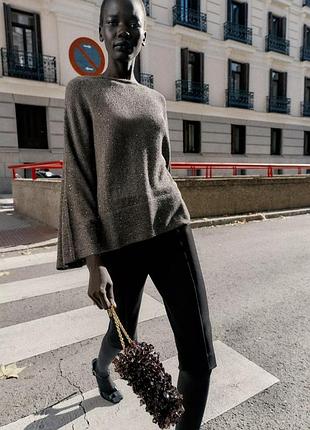 Трикотажный свитер с блестками