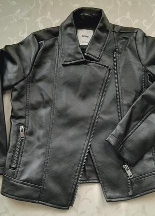 Байкерская куртка косуха sinsay