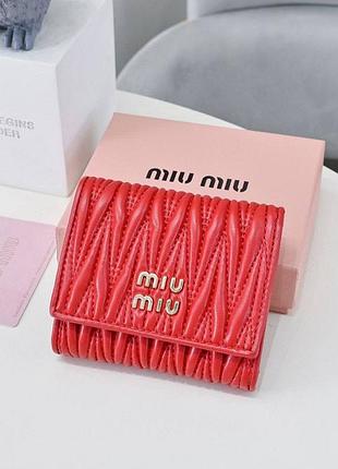 Женский небольшой кошелек miu (2510) красный