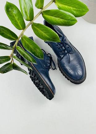 Європа🇪🇺фірмові шкіряні туфлі оксфорди на легкій платформі