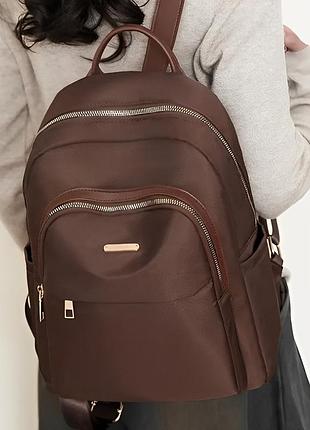 Жіночий рюкзак молодіжний повсякденний нейлоновий стильний коричневий класичний із кишенями