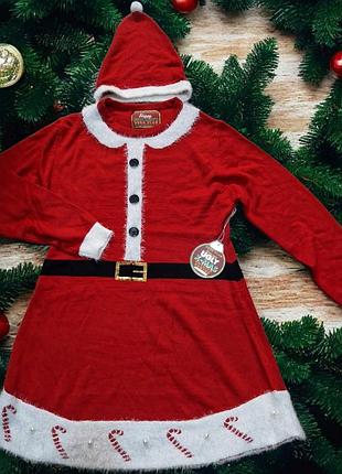 Новогоднее стильное женское платье с шапочкой urbn m-l