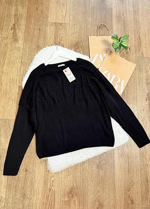 Жіночий чорний новий светр