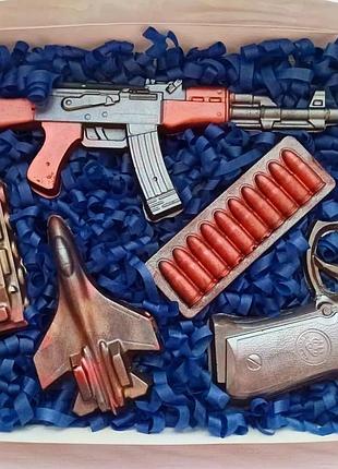 Шоколадний подарунковий набір чоловікові захиснику україни шоколад ручної роботи