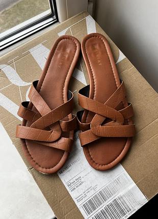 Шльопанці шльопки sinsay