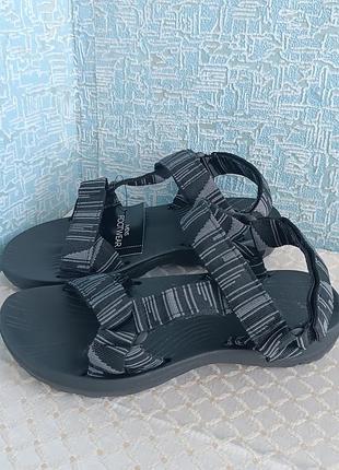 Новые текстильные сандалии на трех липучках бренда matalan унисекс
