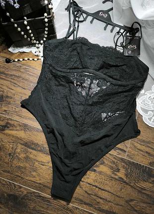 Мереживний боді в чорному кольорі від hunkemoller