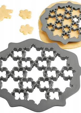 Форма-вирубка для печива “сніжинка” 27×27 см ernesto