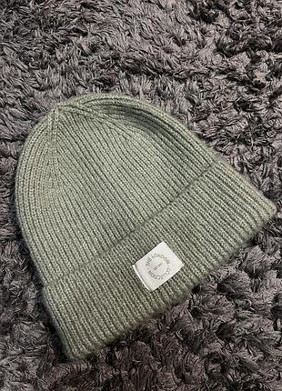 Шапка new look /нова