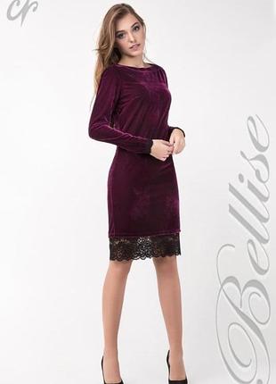 Стильная велюровое платье миди с кружевом на шнуровке размер м
