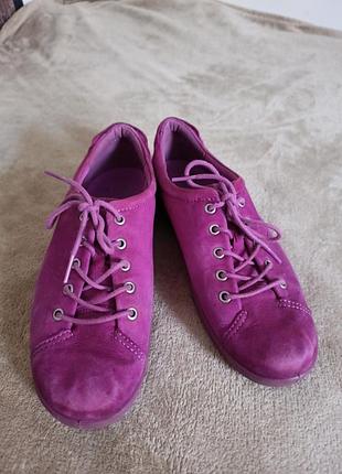 Кроссовки,ессо, 39р, очень удобные, натуральная кожа, цели, ортопедические