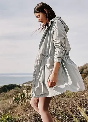 Брендовая куртка дождевик lululemon pack & glyde