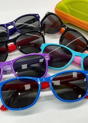 Очки солнцезащитные детские с поляризацией линзы в гибкой оправе на 5-9 лет