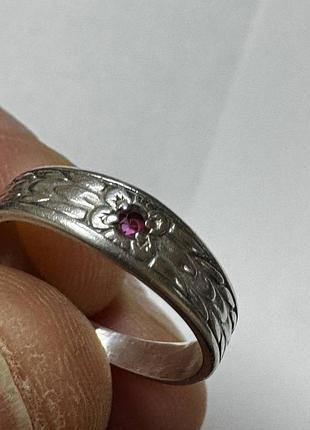 Винтажное советское серебряное кольцо 925 пробы. женские украшения ссср. 8,5