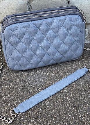 Сумка женская на цепочке с тиснением ромб серый