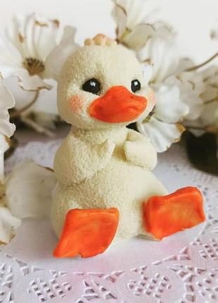 Шоколадная фигурка утенок сладкий подарок на пасху пасхальный подарок шоколад ручной работы