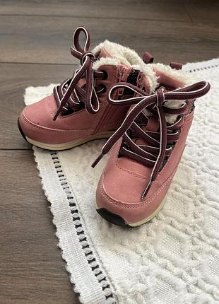 Зимові рожеві теплі ботинки чобітки для дівчинки 20 21 12-18 міс з штучним хутром з замочком