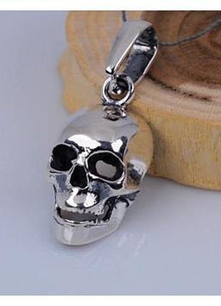 Кулон серебряный "череп" 925 пробы.