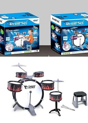 Барабанна установка, стільчик, 5 барабанів, 1 барабан із педаллю, 2 палички, 2 металевих диски, в коробці