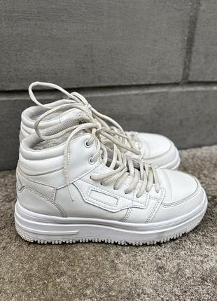 Кросівки теплі