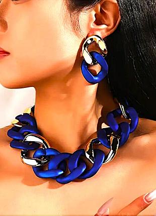 Комплект бижутерии колье и сережки