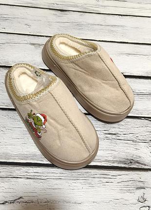 Женские новогодние рождественские домашние тапочки шлепанцы комнатные с гренчем гренч
