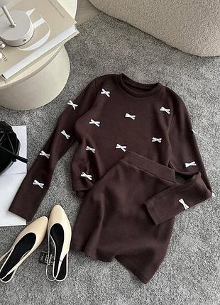 Костюм спідниця і светр з бантиками різні кольори