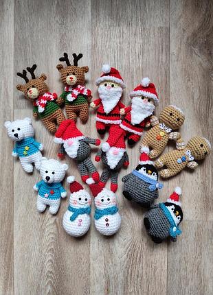 Вязаная новогодняя игрушка сувенир(мишка, пингвин,дед мороз,гном, снеговик,олень,печенка)