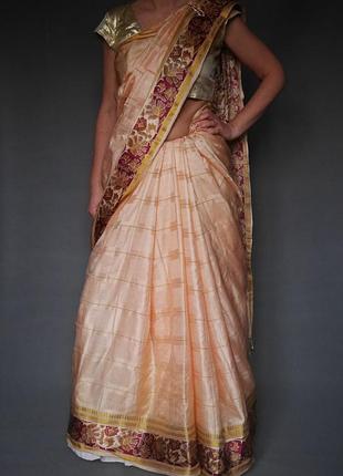 Сари индийское