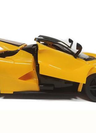 Машинка на пульті gofleetly 1825-4 з одкр. дверима