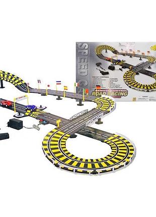 Автотрек с машинками на пульте управления