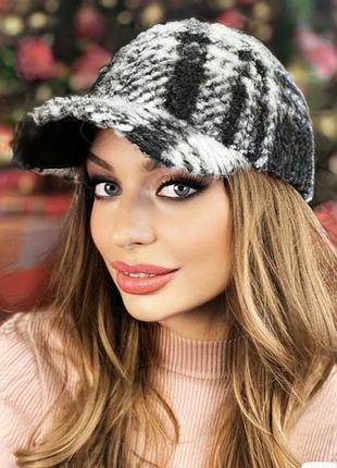 Стильная теплая женская  кепка george