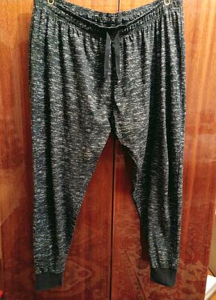 Спортивные лёгкие флисовые штаны, пояс до 130.