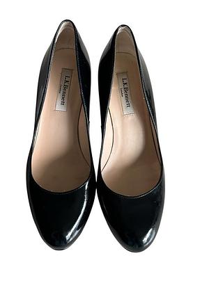 Фирменные черные лакированные лодочки/ 39/ brend l.k.bennett