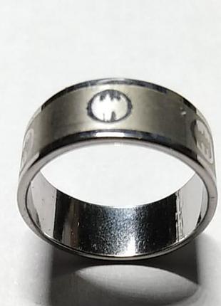 Каблучка сріблястого кольору розмір 16