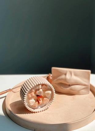 Cоевая свеча с эфирными аромамаслами в гипсовом кашпо sky 8х4см citrus & wood