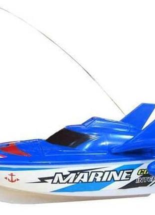 Катер на радіоуправлінні