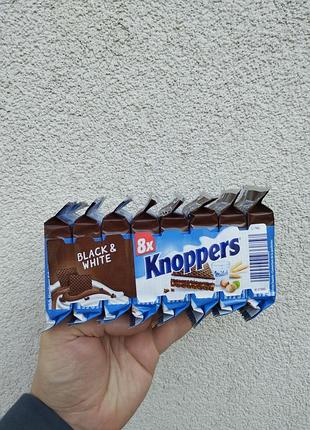 Вафлі knoppers black & white, 8 шт, 200 г