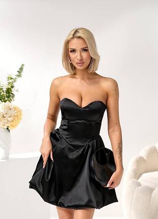 Сукня жіноча