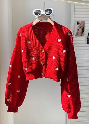 Червоний кардиган з сердечками розмір s