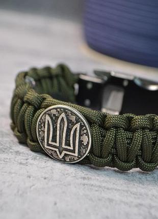 Браслет с индивидуальной гравировкой на ноже гербом украины и рунами старшего футарка