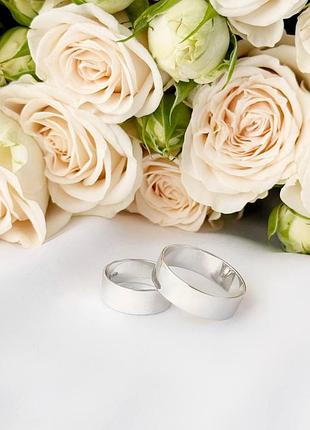 Серебряное обручальное кольцо парное с индивидуальной гравировкой